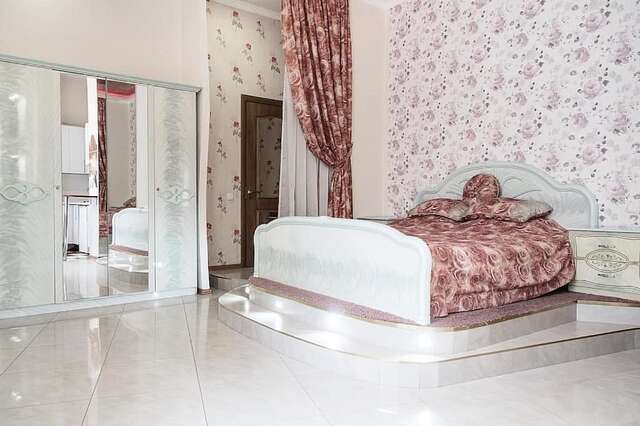 Апартаменты VIP Studio on Moskovska Николаев-8